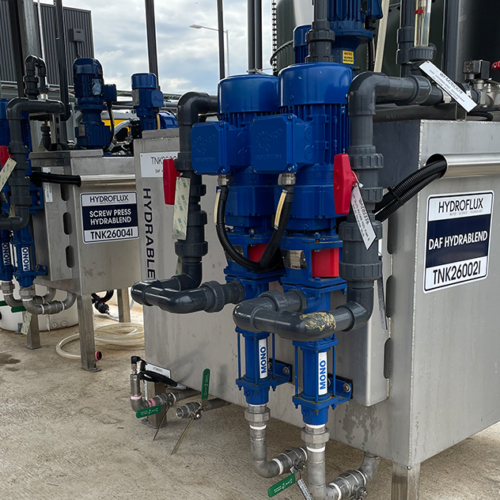One of the smaller fully automated HydraBLEND® polymer dosing systems blending up to 2 Kg/hr.
